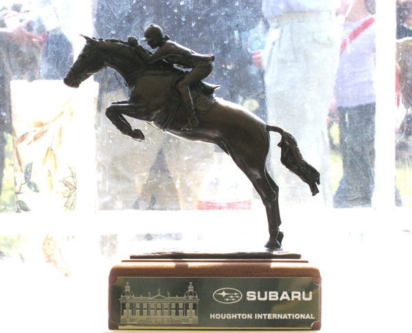 horse sculpture bronze